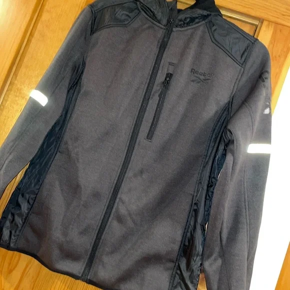 Reebok Jacket Hooded Coat Front Zip Fleece lined Gray & Black Boys 10/12 - Picture 2 of 14